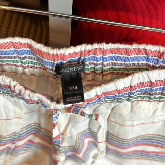 J Crew 2 1/2” white with green/blue/red stripes shorts size XXS (fits like XS)​ - Picture 2 of 3